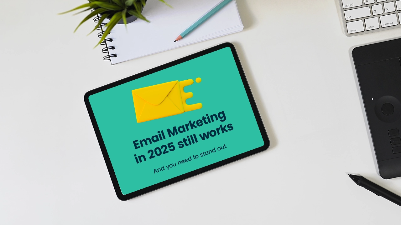 2025 email marketing trends: AI, CRM, and personalization elements.